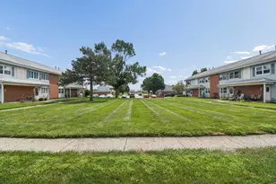 156 Buckeye Cir, Columbus, OH 43217 - Photo 6