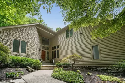 388 Lily Pond Court, Columbus, OH 43230 - Photo 2
