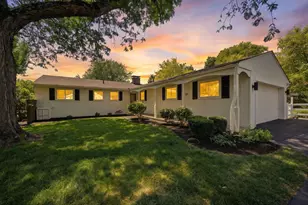 2929 Pickwick Dr, Columbus, OH 43221 - Photo 2