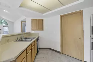 2402 Huntmaster Ln, Grove City, OH 43123 - Photo 20