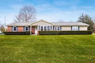 1438 Brenthaven Dr, Columbus, OH 43228 - Photo 2