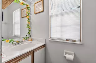 1586 Rock Creek Dr, Grove City, OH 43123 - Photo 16