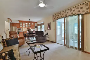 5200 Buckeye Grove, Columbus, OH 43214 - Photo 16