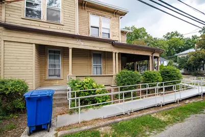 143 W Central Avenue, Delaware, OH 43015 - Photo 2