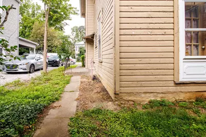 143 W Central Avenue, Delaware, OH 43015 - Photo 24