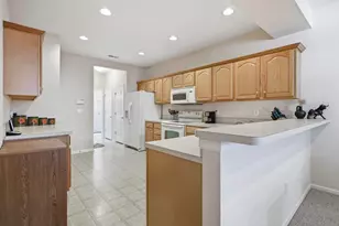 850 Lambton Cir W, Lancaster, OH 43130 - Photo 10