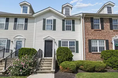 1079 Shady Lake Drive, Columbus, OH 43228 - Photo 2
