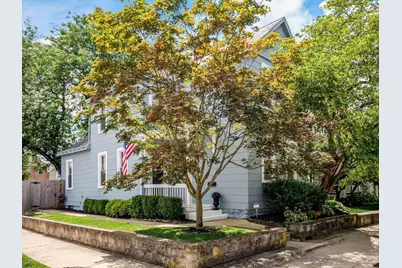 105 E Gates Street, Columbus, OH 43206 - Photo 2