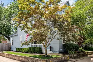 105 E Gates St, Columbus, OH 43206 - Photo 2