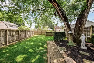 105 E Gates St, Columbus, OH 43206 - Photo 30