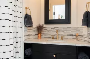 384 E Beck St, Columbus, OH 43206 - Photo 64