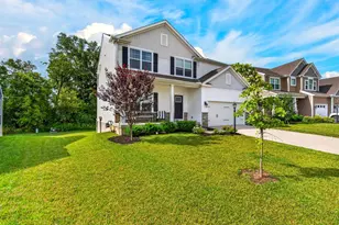 274 Riverside Dr, Commercial Point, OH 43116 - Photo 2