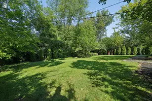 4611 Meekison Dr, Columbus, OH 43220 - Photo 36