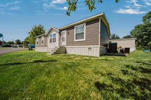 5965 Harrisburg Georgesville Rd, Grove City, OH 43123 - Photo 2
