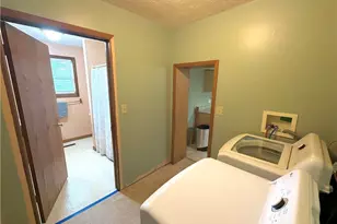 349 Fishers Ln, Zanesville, OH 43701 - Photo 18