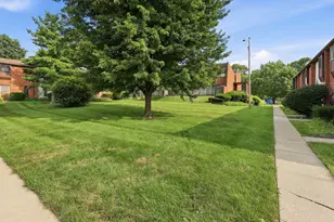 67 Merlin Dr, Westerville, OH 43081 - Photo 2