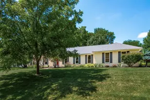 8759 Ramblewood Ct NW, Pickerington, OH 43147 - Photo 2