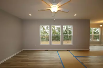 33 Englewood Road, Commercial Point, OH 43116 - Photo 2