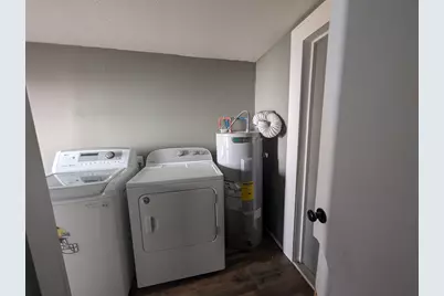 10114 Chestnut Street SE, Corning, OH 43730 - Photo 6