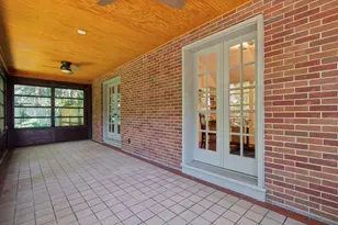 160 W Royal Forest Blvd, Columbus, OH 43214 - Photo 44