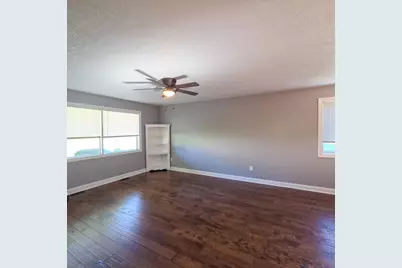 107 Radnor Drive, Zanesville, OH 43701 - Photo 2