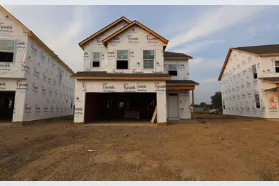 1013 Dawsons Drive, Hebron, OH 43025 - Photo 1