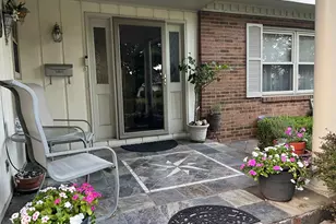 1960 Faymeadow Ave, Columbus, OH 43229 - Photo 2