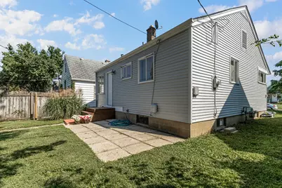 534 E Royal Forest Boulevard, Columbus, OH 43214 - Photo 22
