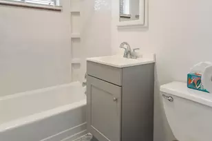534 E Royal Forest Blvd, Columbus, OH 43214 - Photo 10