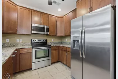 936 Perry Street #214, Columbus, OH 43215 - Photo 6