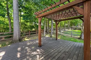 39 W Hiawatha Dr, Powell, OH 43065 - Photo 4