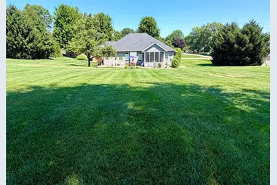 5044 Sunset Boulevard Road NW, Strasburg, OH 44680 - Photo 10