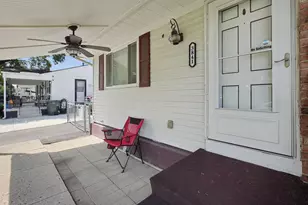 3841 Frazier Rd W, Columbus, OH 43207 - Photo 4
