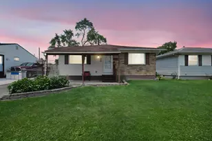 3841 Frazier Rd W, Columbus, OH 43207 - Photo 1