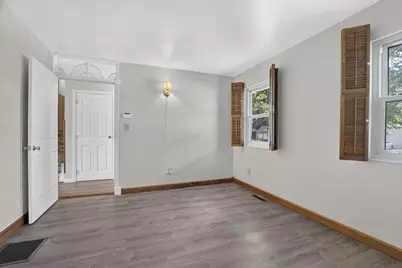 5100 Chipman Drive, Columbus, OH 43232 - Photo 6