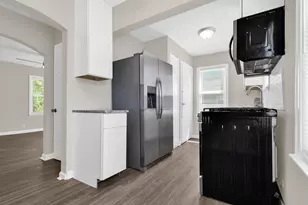 1059 Lawrence Dr, Columbus, OH 43207 - Photo 16