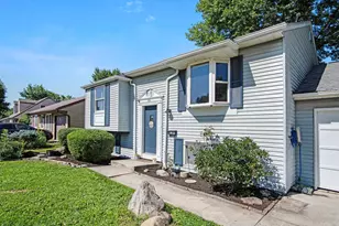 106 Marvin Ln, Delaware, OH 43015 - Photo 2