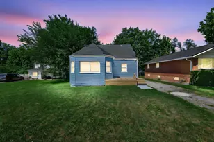 2247 Esmeralda Ave, Dayton, OH 45406 - Photo 2
