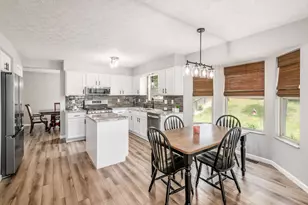 206 Oxford Dr SW, Pataskala, OH 43062 - Photo 4