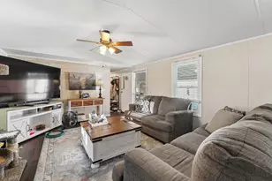 261 Berryville Rd, Columbus, OH 43207 - Photo 12