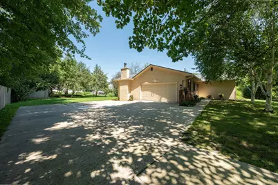 4880 Hayden Run Road, Columbus, OH 43221 - Photo 6