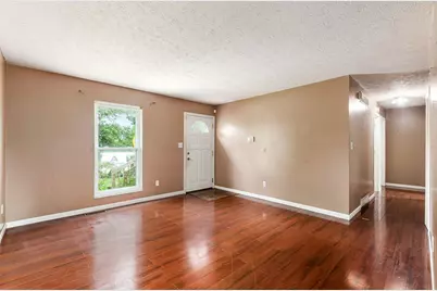 1821 Bar Harbor Road, Columbus, OH 43219 - Photo 8