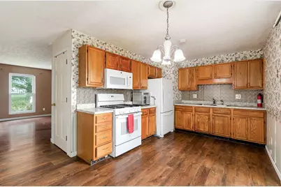 1821 Bar Harbor Road, Columbus, OH 43219 - Photo 10
