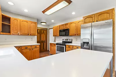 251 Alcon Drive, Newark, OH 43055 - Photo 6