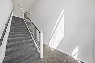 1999 Berrancher Dr, Columbus, OH 43228 - Photo 10