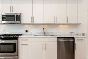 978 Summit St, Columbus, OH 43201 - Photo 10