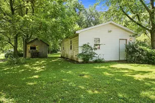 947 Hart Rd, Columbus, OH 43223 - Photo 16