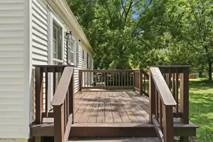 947 Hart Rd, Columbus, OH 43223 - Photo 24