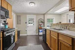 2806 Minerva Ave, Columbus, OH 43231 - Photo 10