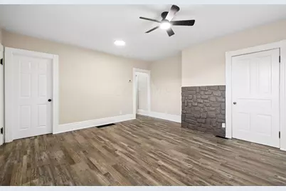 458 E Main Street, Newark, OH 43055 - Photo 6